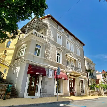 Appartamento Sokol Center *