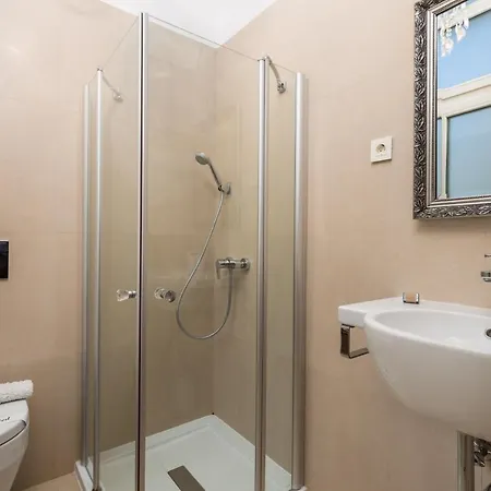 Sokol Center Appartement *