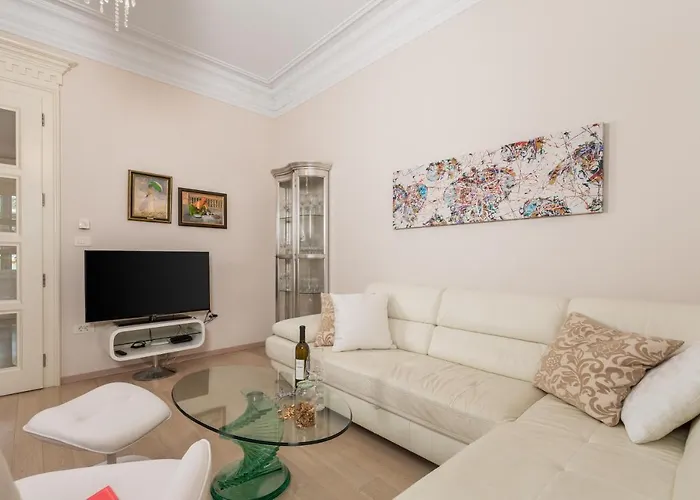 Apartament Sokol Center *