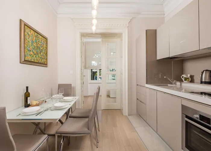 Sokol Center Apartment