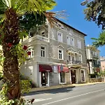 Apartamento Sokol Center *