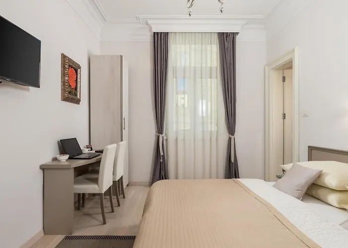 Sokol Center אופטיה