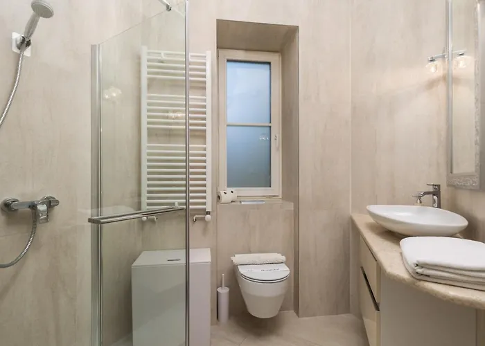 Sokol Center אופטיה